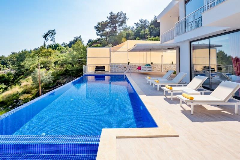 VİLLA MOR-Kalkan İslamlar'da jakuzili korunaklı villa